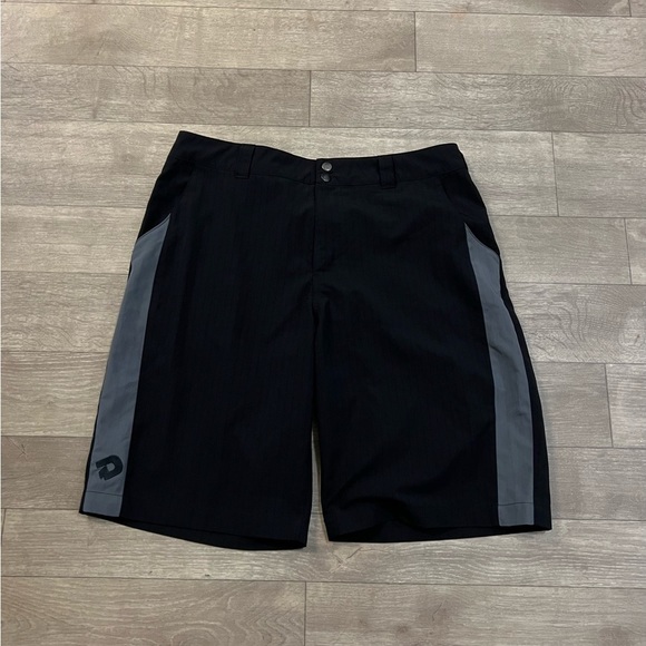 Demarini Other - Demarini Shorts Large